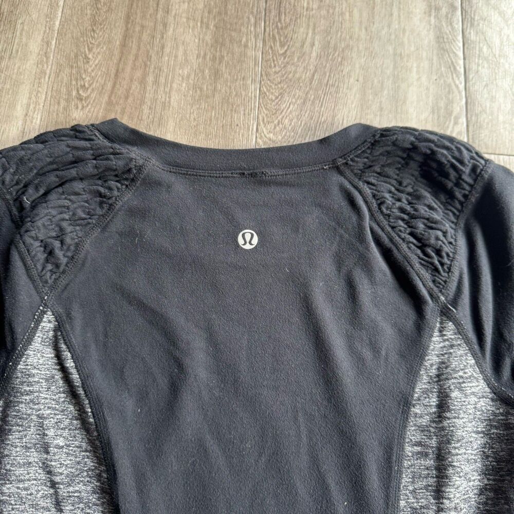 Lululemon Swiftly Tech Colorblock Long Sleeved Top Size 4 Athleisure Active Yoga - Picture 15 of 16
